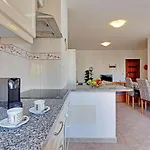 Da Rocha 1 With Pool By Homing Apartament *