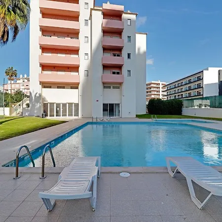 Da Rocha 1 With Pool By Homing Apartment