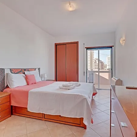 Da Rocha 1 With Pool By Homing Apartment *