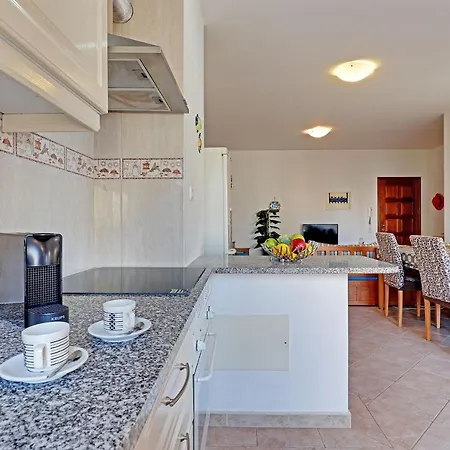 Da Rocha 1 With Pool By Homing Apartament *